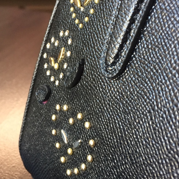 NEW Coach Mini Surrey Carryall With Heart Rivets - Picture 7 of 8